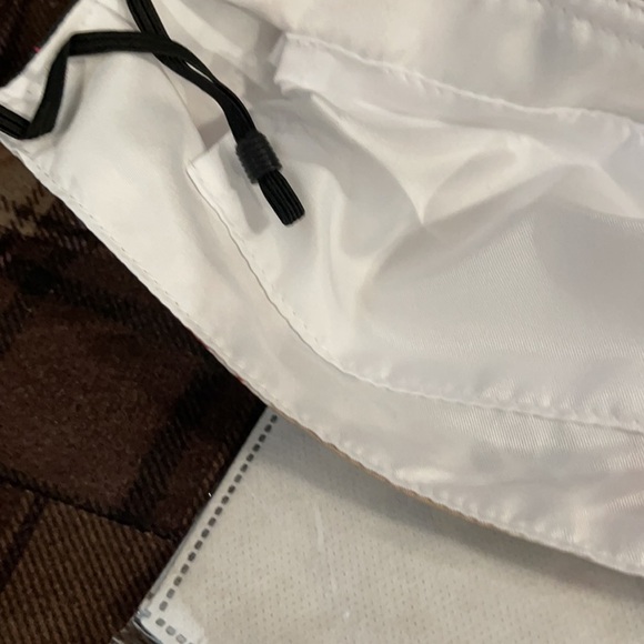 6/$20 New dog bone and print face mask - Picture 4 of 4